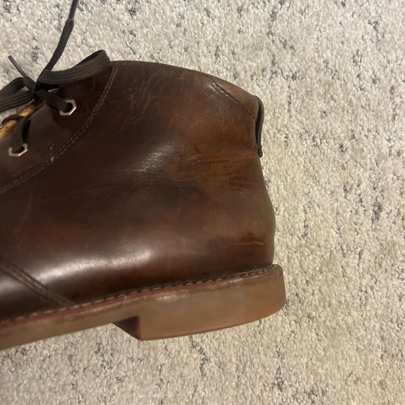 UGGS sz. 11 Mens chukka leather boots in good used condition amazing quality - Picture 5 of 14